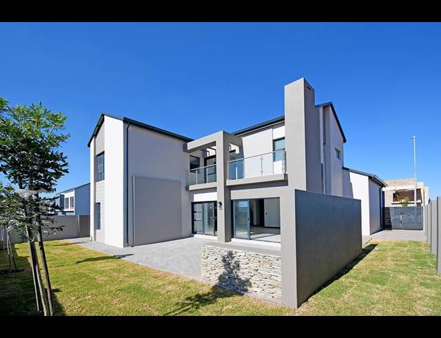 4 BEDROOM HOUSE FOR SALE IN FOUNTAINBROOK ESTATE